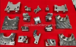 Mold components 04
